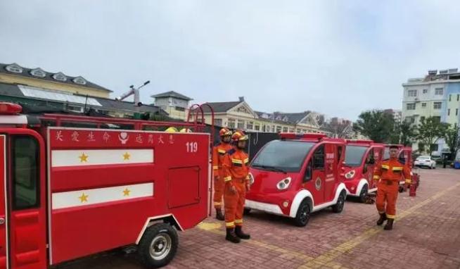 以備為戰(zhàn),防患未“燃” |東營(yíng)經(jīng)濟(jì)技術(shù)開發(fā)區(qū)區(qū)域中心開展應(yīng)急消防演練活動(dòng)